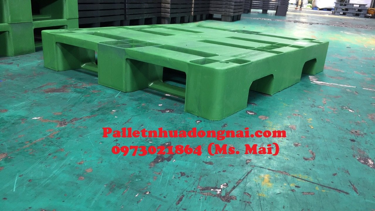 Pallet nhựa Bình Phước hỗ trợ giao hàng tận nơi