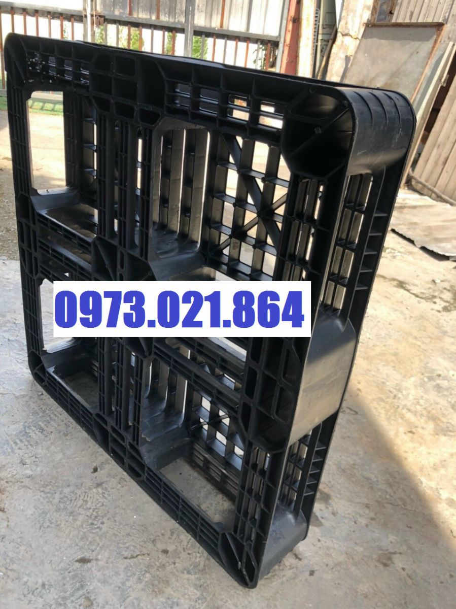 Pallet nhựa cũ, hàng đẹp như mới