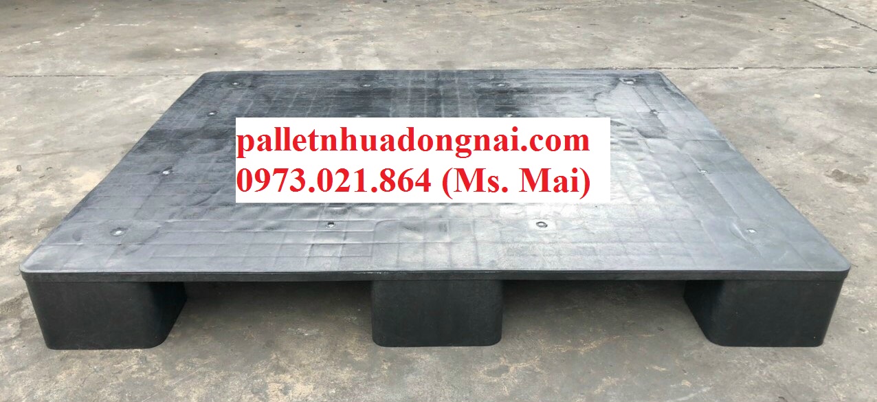 Pallet nhựa cũ, hàng đẹp như mới