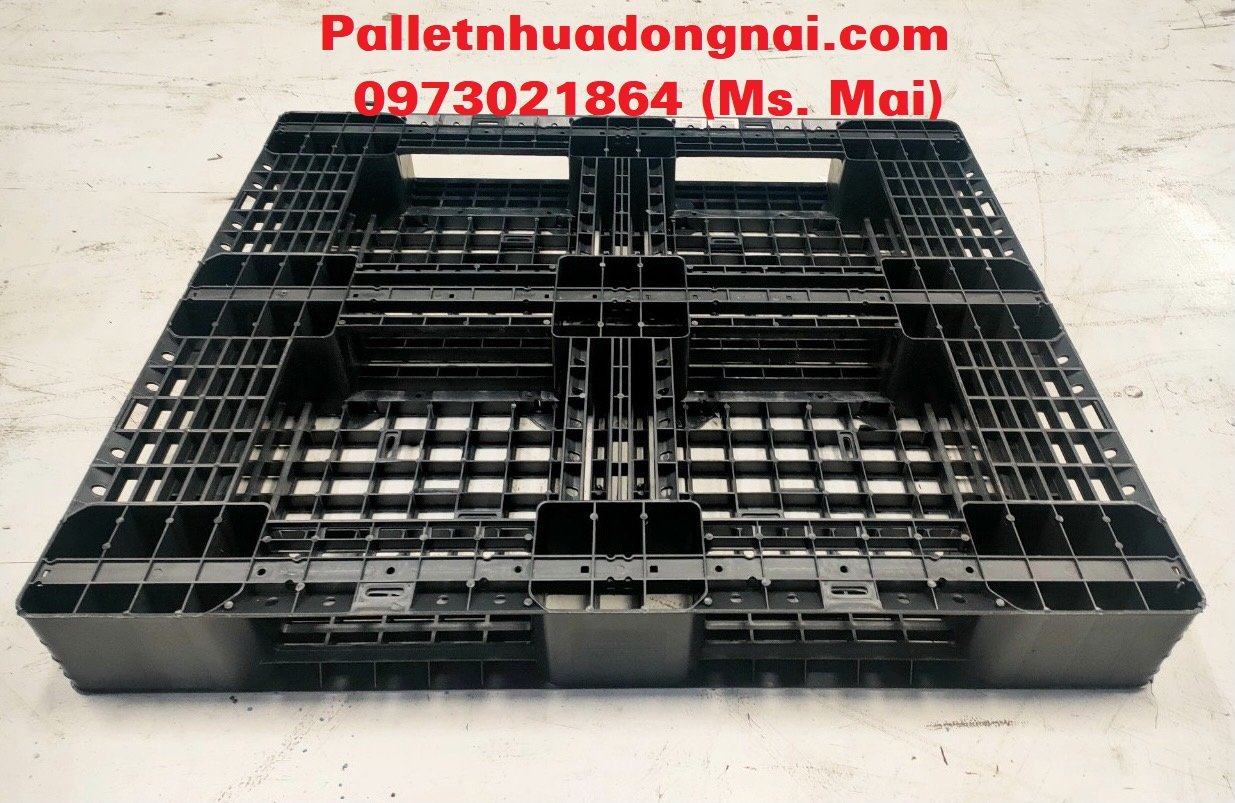 Pallet nhựa cũ Ninh Thuận bền vững tiết kiệm không gian