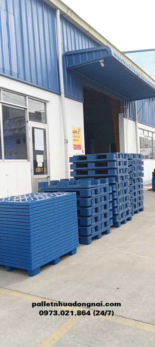 Pallet nhựa giá rẻ Long An, giao hàng miễn phí tận nơi