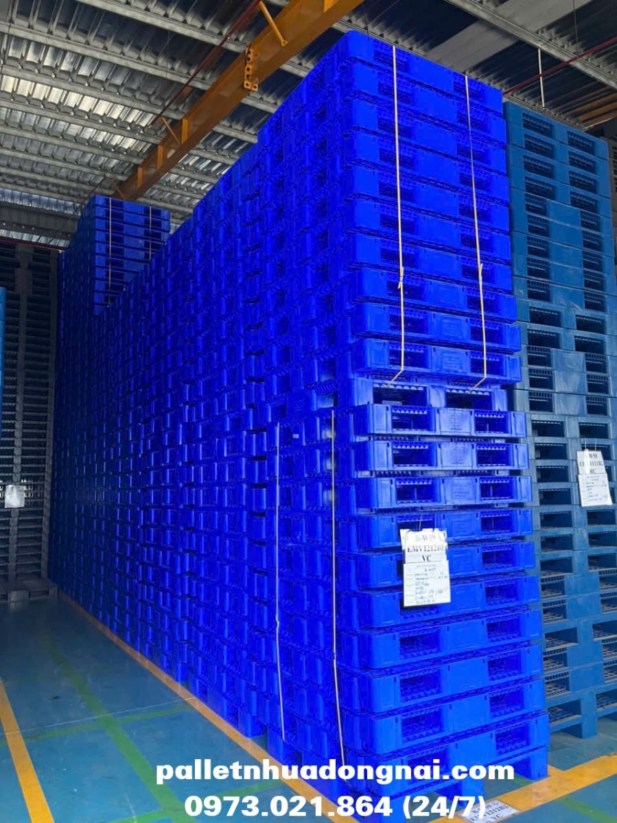 Pallet nhựa giá rẻ Long An, giao hàng miễn phí tận nơi