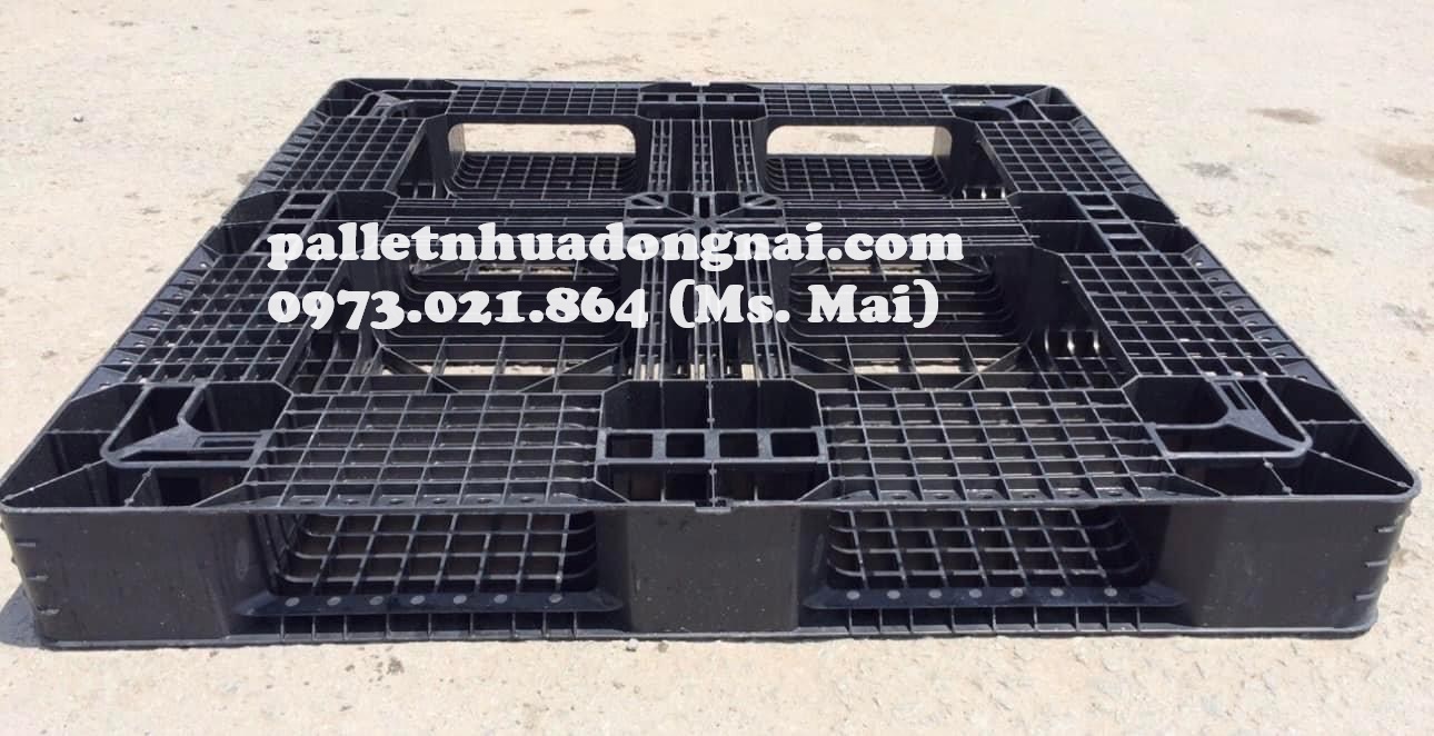 Pallet nhựa Vĩnh Long giao hàng tận nơi, giá giảm sập sàn