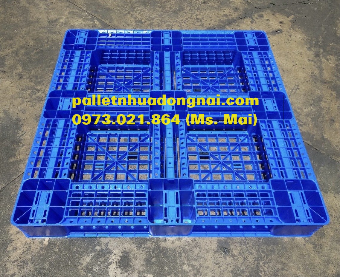 Pallet nhựa Vĩnh Long giao hàng tận nơi, giá giảm sập sàn