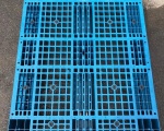 Pallet nhựa mới kt 1200x1000x150mm 3 chân suốt